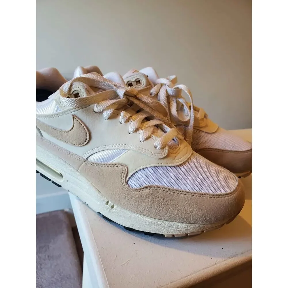 Nike Air Max 1 Sneakers – Women’s Size 9.5